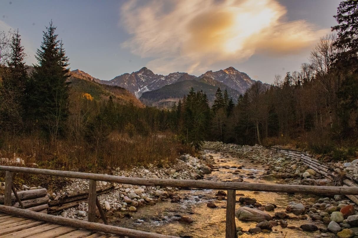Górskie wakacje z dziećmi – polskie pasma idealne na rodzinne wycieczki