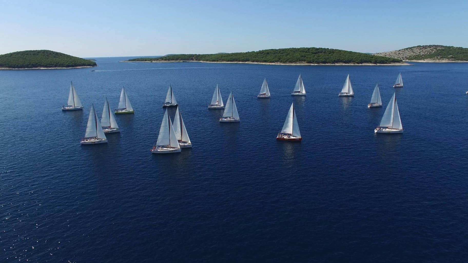 Where can you find the best sailing camp?