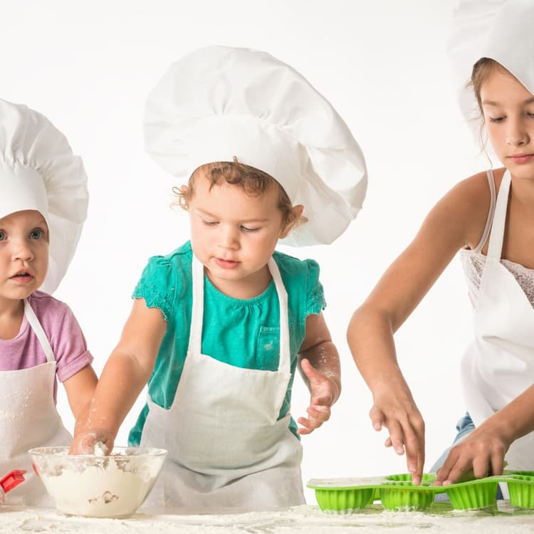 Manufaktura Słodyczy Hokus Pokuss - kulinarna przygoda jak zrobić samodzielnie pizzę i lizaki