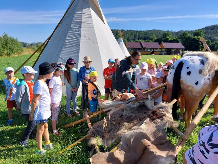 Przyrodnicza przygoda w terenie z zabawą z Wiosce Indiańskiej