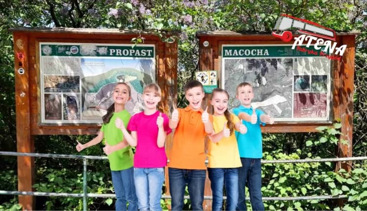 Wycieczka szkolna Morawski Kras Jaskinia Punkevny z Olomuniec