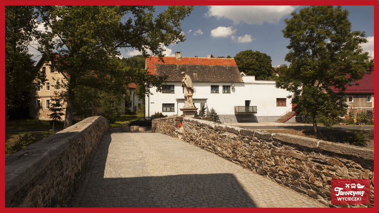 Dolny Śląsk - Lądek Zdrój i okolice (Jaskinia Radochowska, Zamek Karpień)