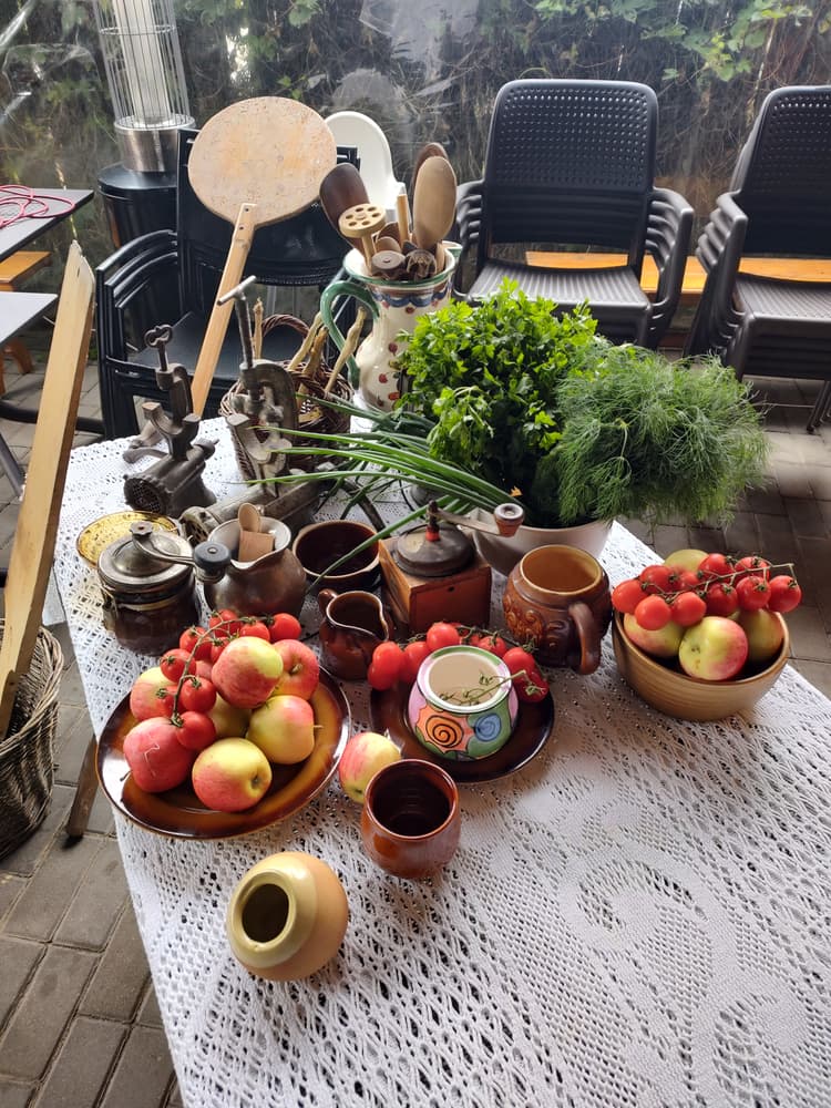 Chatka Pradziadka- czyli dawne sposoby tworzenia jedzenia