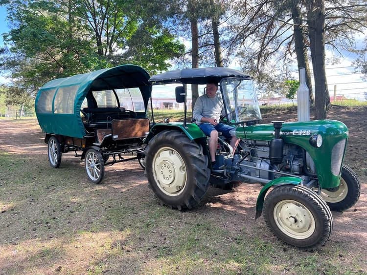 Z bryczką przy ognisku - Strusia Farma Kniewo